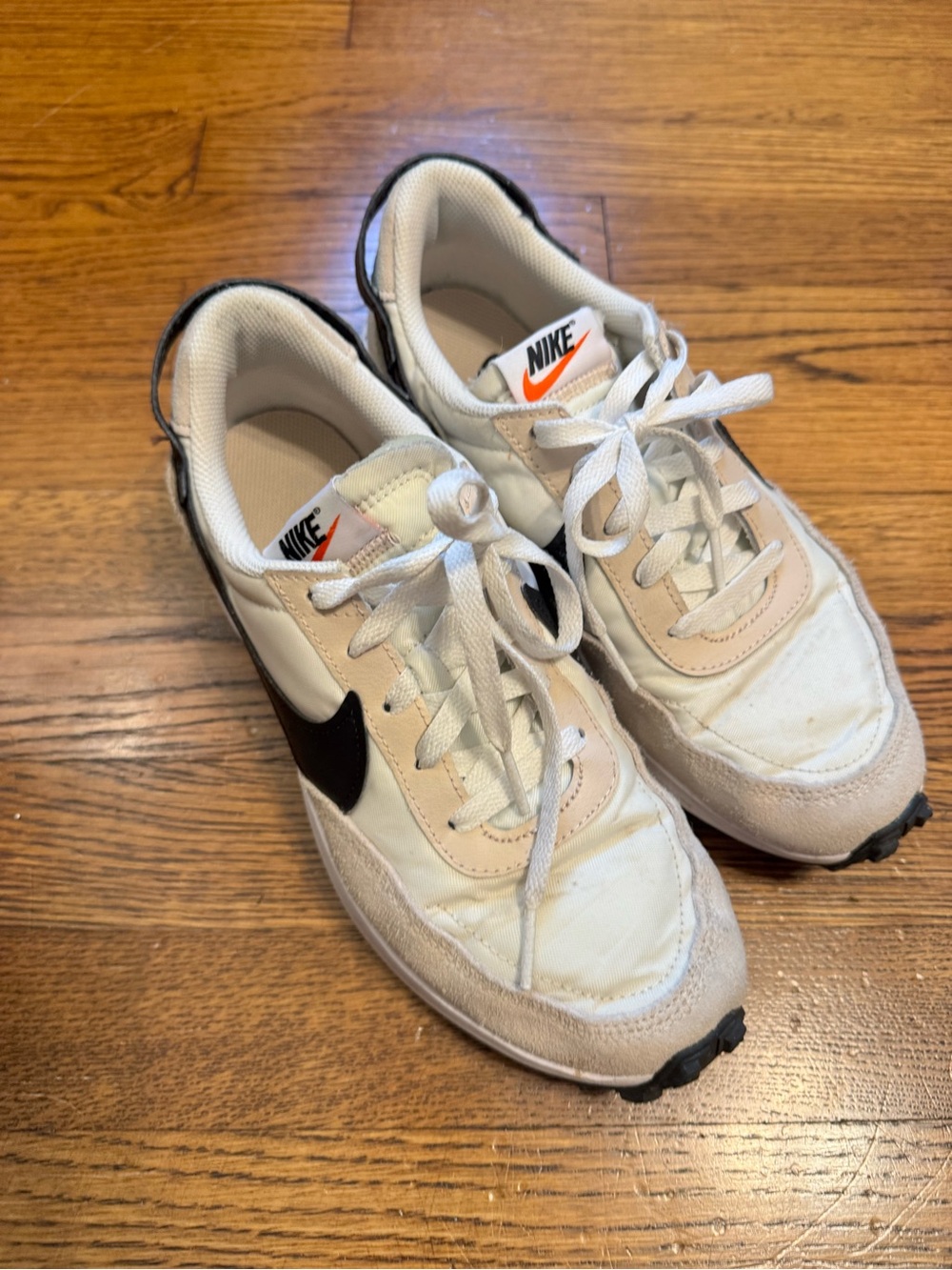 Nike White & Black Vintage Waffle Knit Sneakers
